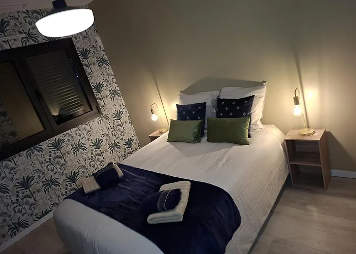 Halte Vigne Et Montagne *